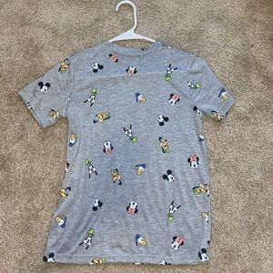 Cute Disney Top!